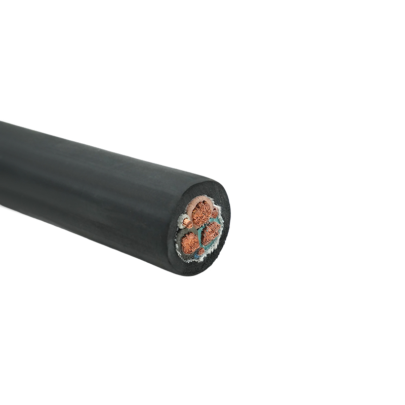 Câble flexible en caoutchouc pour usage moyen